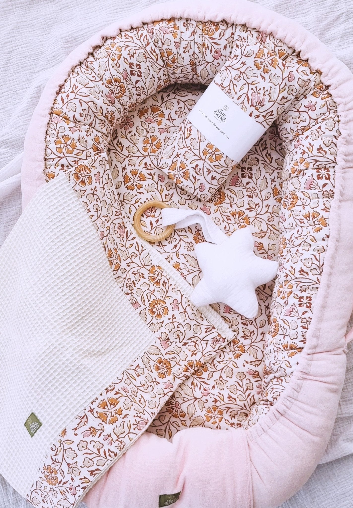 Flora in Baby Pink Φωλίτσα Baby Nest - The4kins baby brand