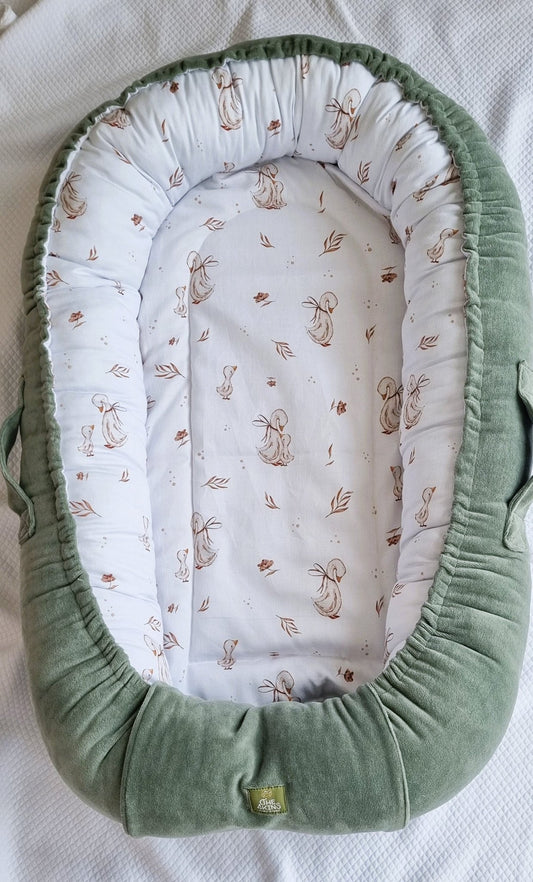 Mama Goose Φωλίτσα Baby Nest Dusty Green - The4kins baby brand