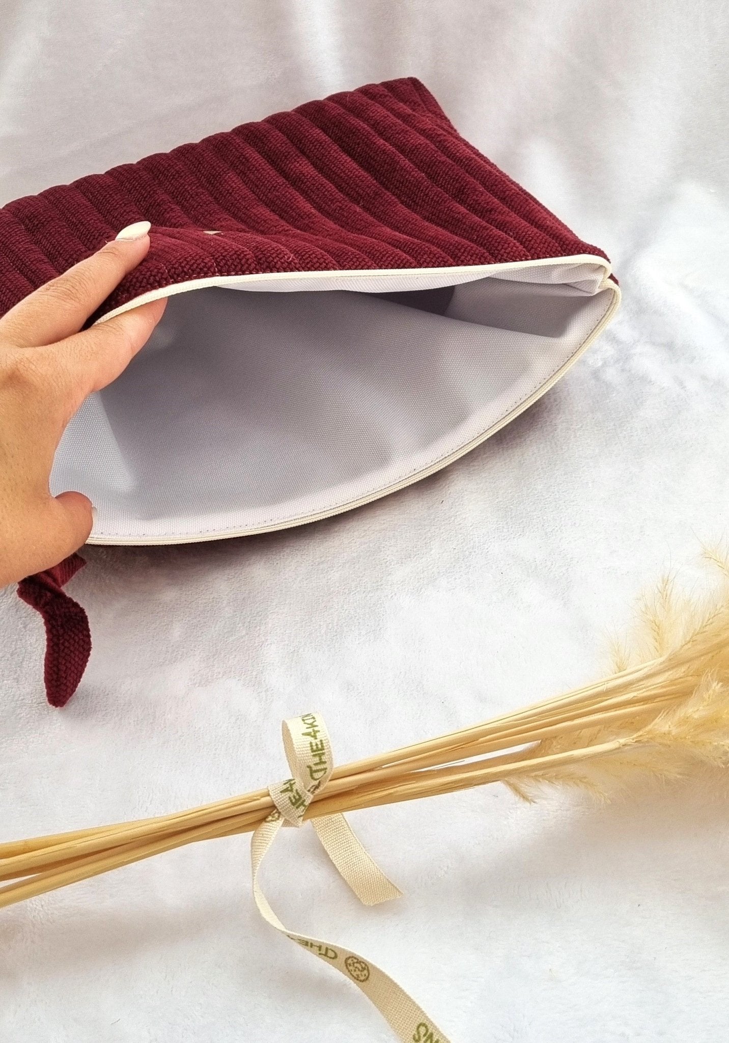 Mama Toiletry Bag Burgundy - The4kins baby brand