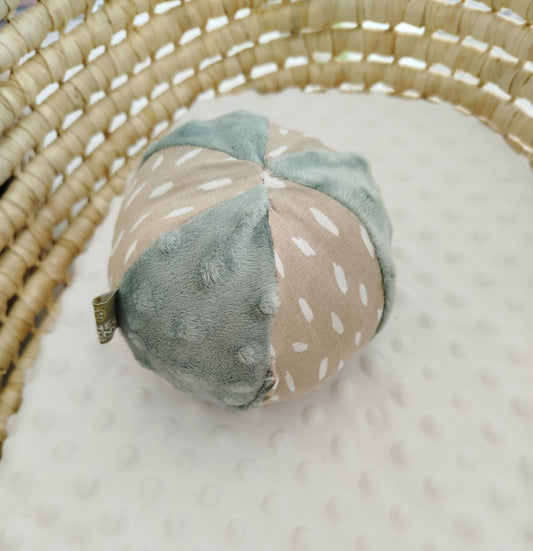 Natural Μπαλίτσα Κουδουνίστρα - The4kins baby brand