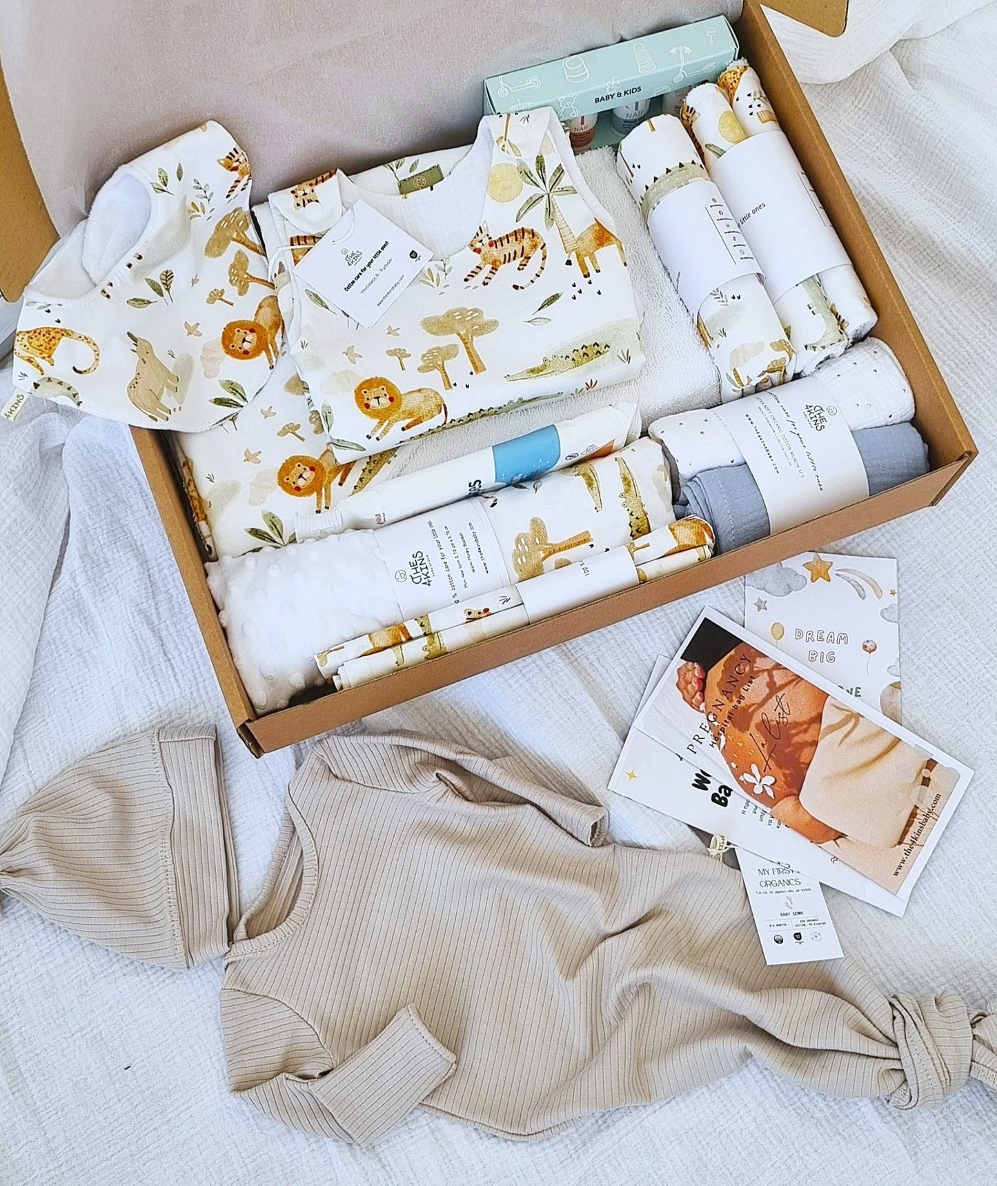 Είδη για νέα μαμά και νεογέννητο μωρό από τη συλλογή Savannah