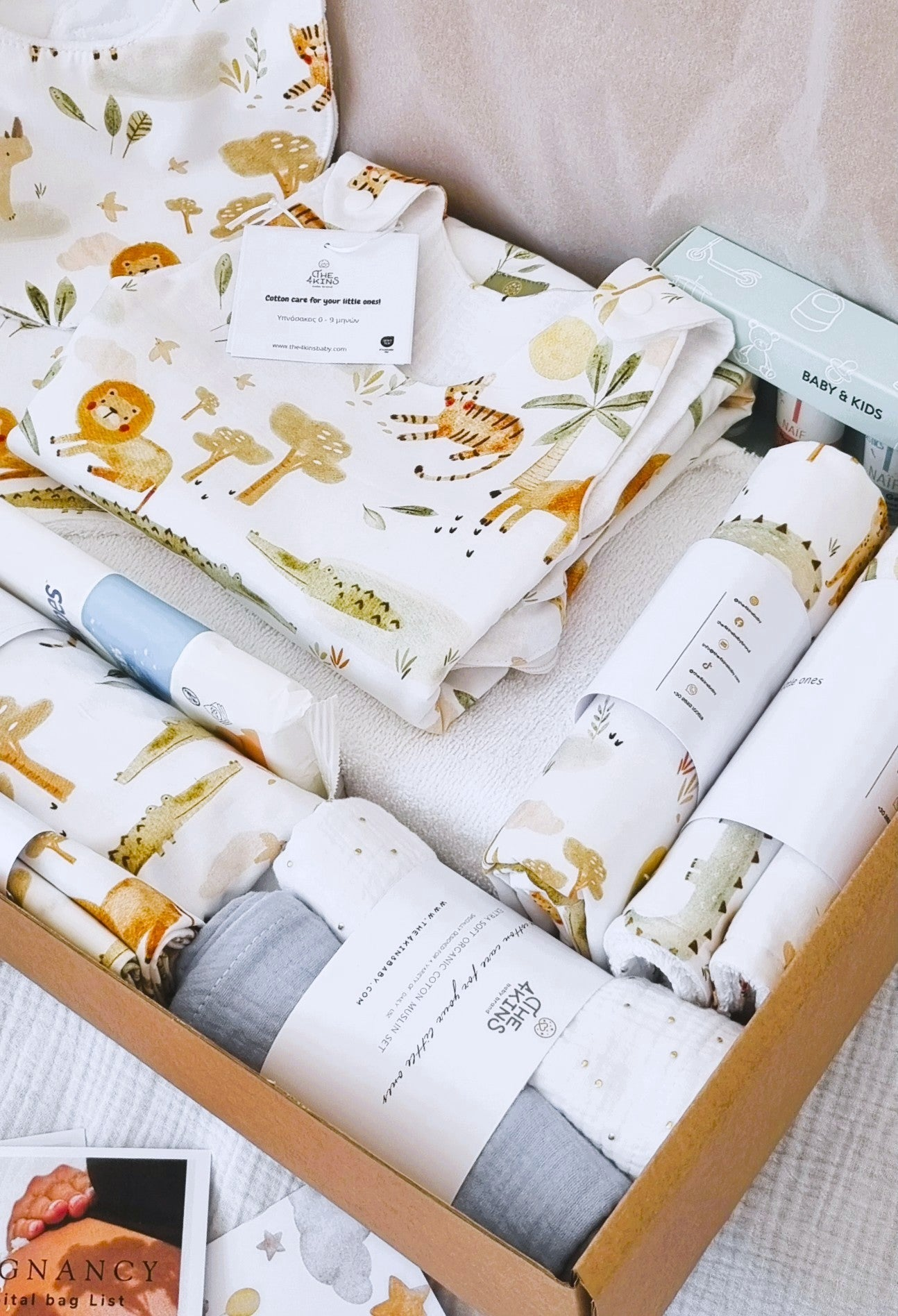 WELCOME BABY BOX - The4kins baby brand