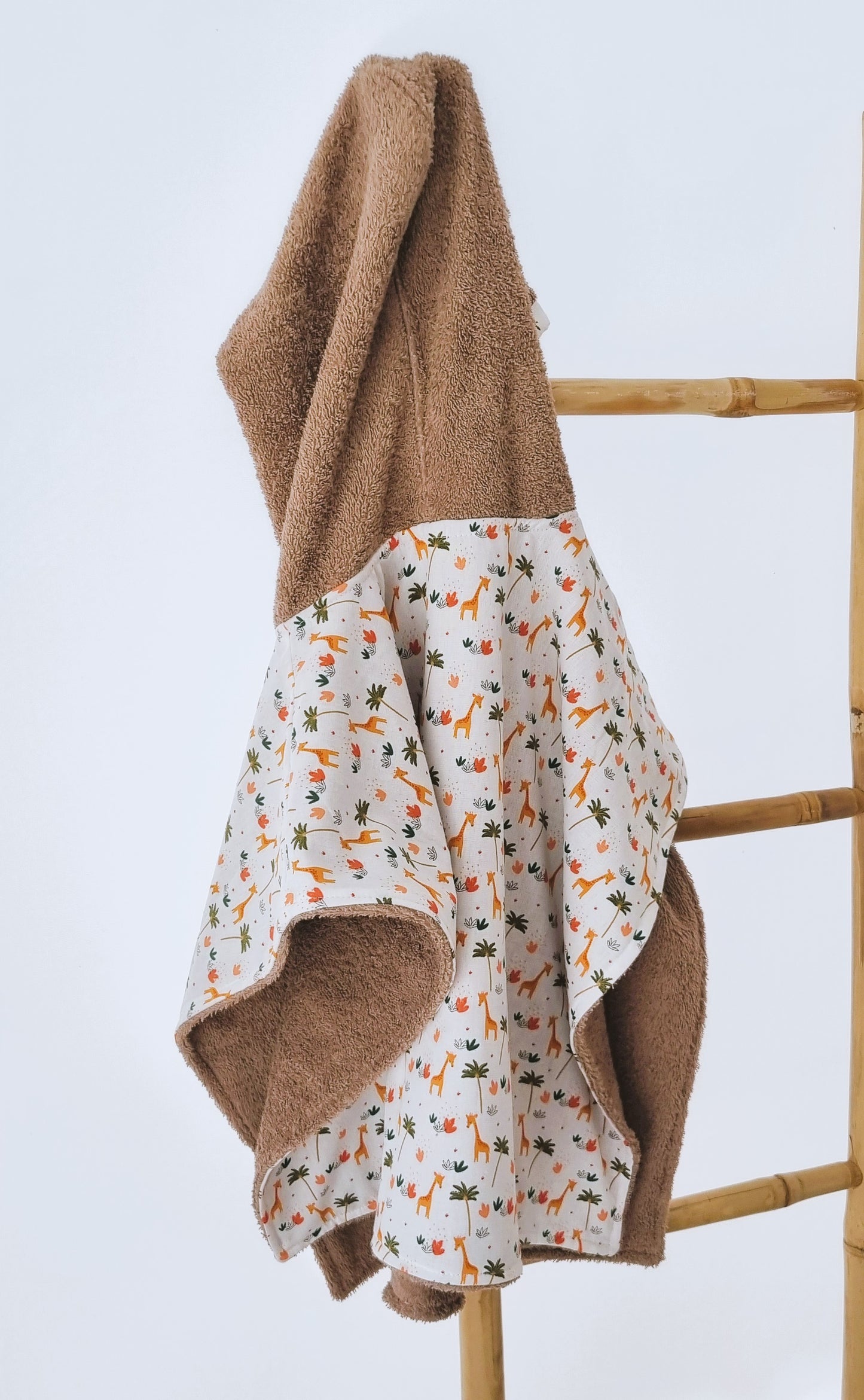 Giraffe  Poncho Παραλίας