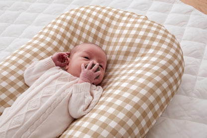 Νέας γενιάς cocoon Safe-Lounge Baby Nest - Gingham Beige