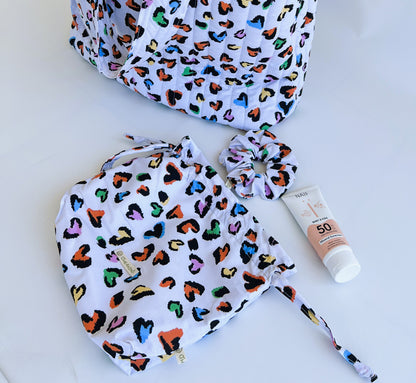 Colorful animal print Αδιάβροχο Νεσεσέρ