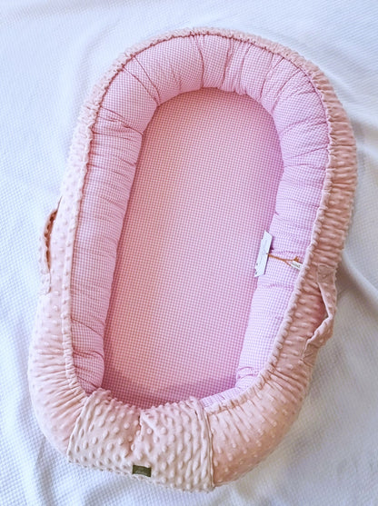 Ροζ χειροποίητο Baby Nest Girly ιδανικό για νεογέννητο κορίτσι