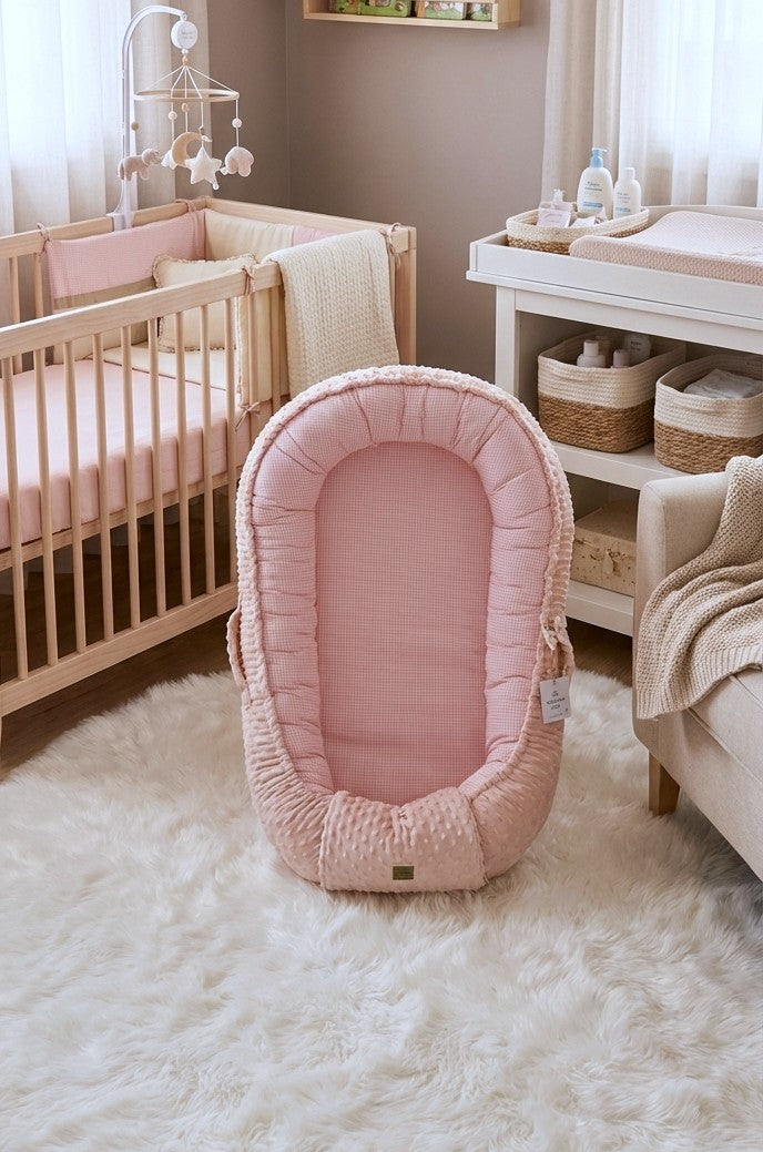 Ροζ χειροποίητο Baby Nest Girly ιδανικό για νεογέννητο κορίτσι