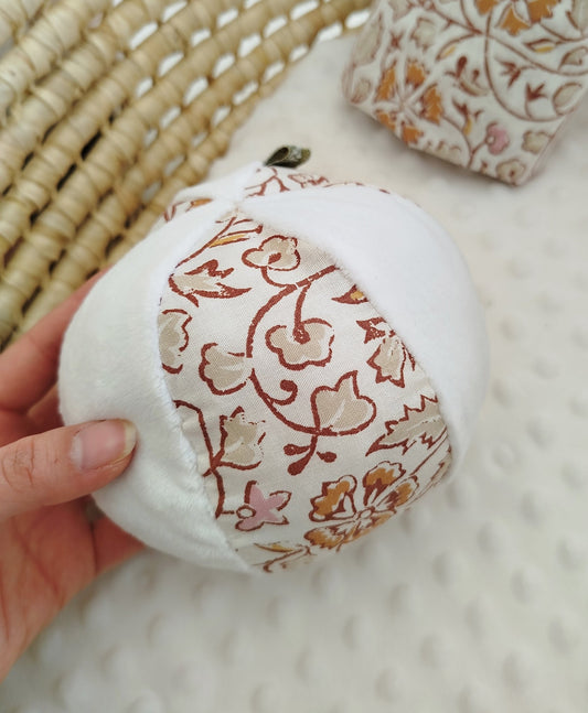 Flora Μπαλίτσα Κουδουνίστρα - The4kins baby brand