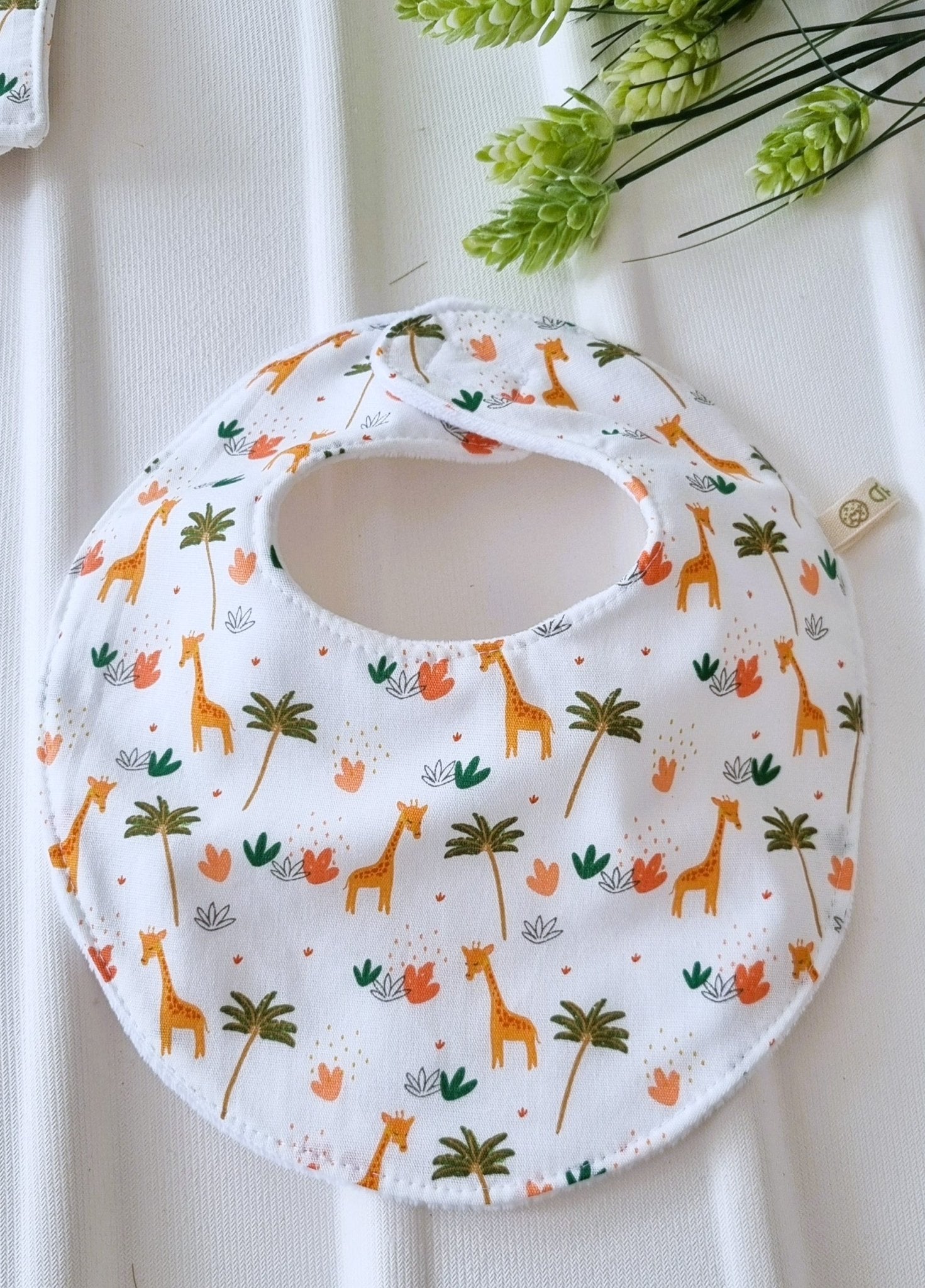 Giraffe Αδιάβροχη Σαλιάρα - The4kins baby brand