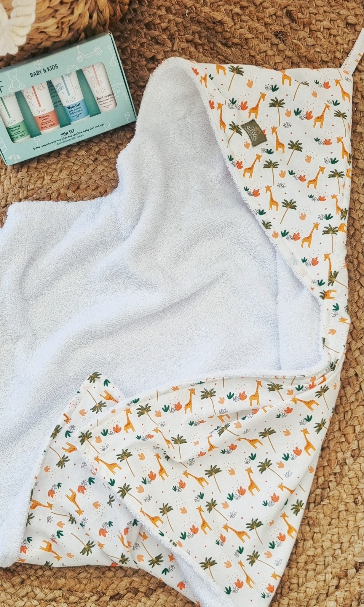 Giraffe Μπουρνουζάκι Κάπα - The4kins baby brand
