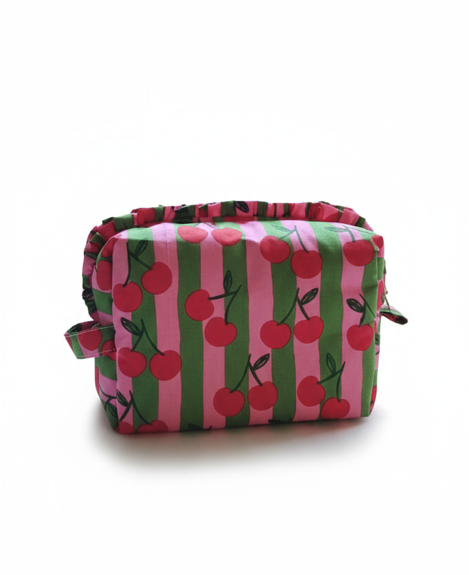 Οργάνωση καροτσιού με χειροποίητο νεσεσέρ για βρέφη