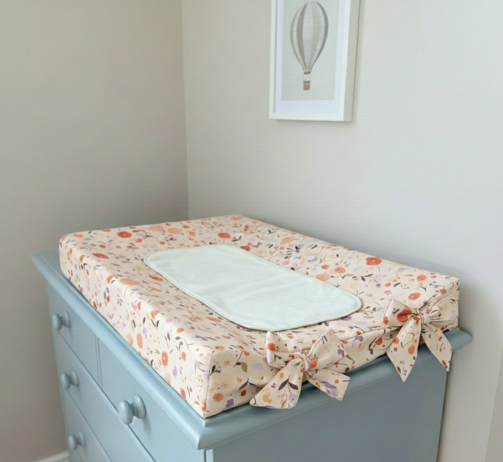 Ολοκληρωμένο σετ οργάνωσης αλλαξιέρας με κάλυμμα