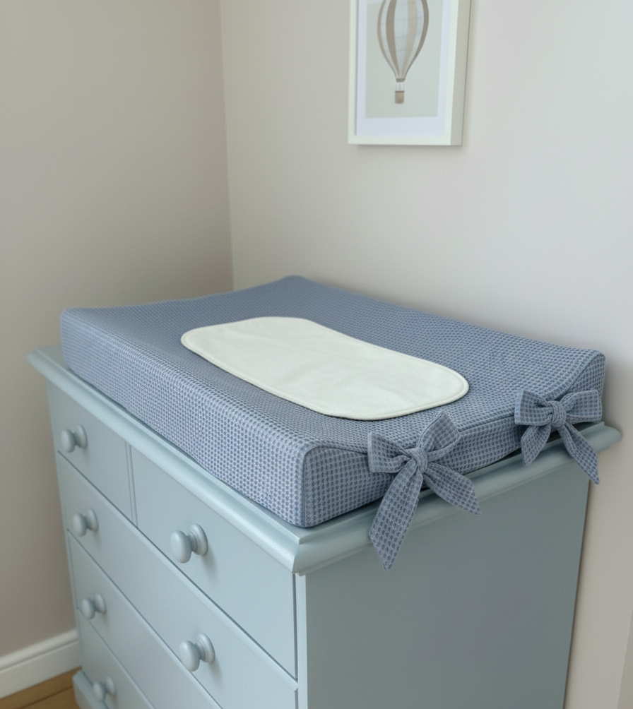 Υφασμάτινο κάλυμμα αλλαξιέρας The4kins σε διάσταση 70x50.