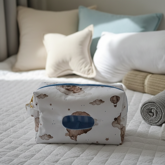 Χειροποίητη θήκη για μωρομάντηλα και πάνες με χεράκι