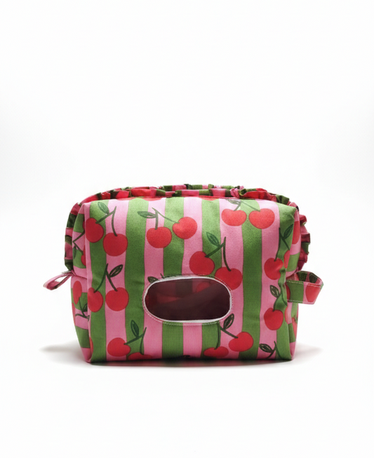 Χειροποίητη θήκη για μωρομάντηλα και πάνες με χεράκι